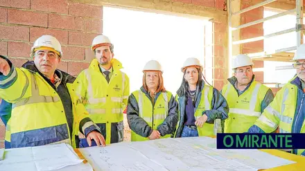 Atraso nas obras da futura creche e jardim de infância Raul Lopes preocupa