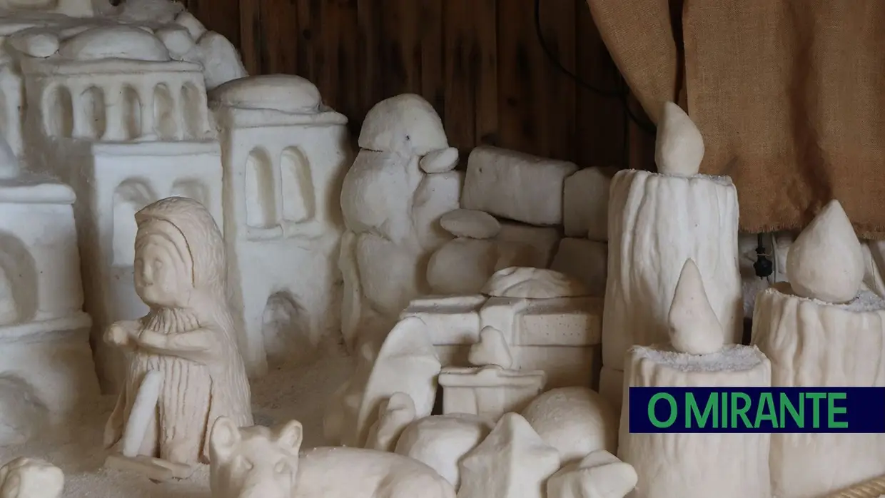 Presépios de Sal voltam a enfeitar as Salinas de Rio Maior até 6 de Janeiro