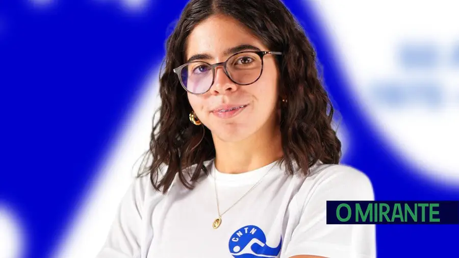 Rafaela Mendes brilha nos nacionais de natação com três títulos em juniores