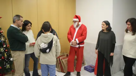 Comarca de Santarém oferece prendas a 55 crianças de três instituições