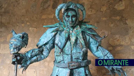 Estátuas vivas animam Reino de Natal em Santarém