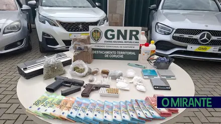 Tribunal de Santarém aplica prisão preventiva a cinco suspeitos de tráfico de droga