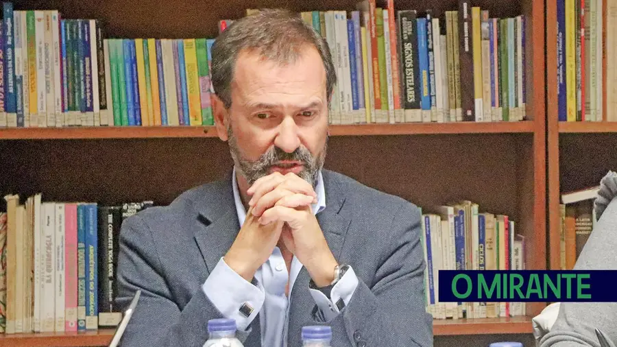 Menos nove milhões de euros para investir em Alcanena e orçamento dependente de fundos comunitários