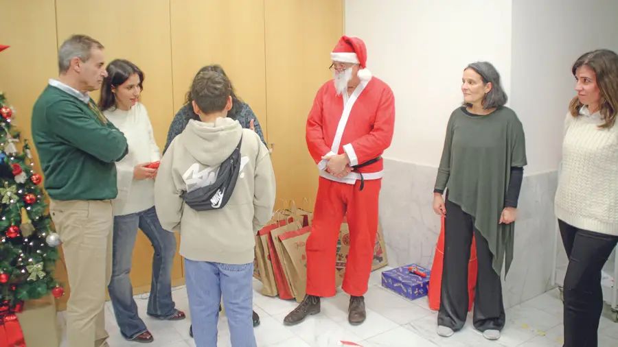 Comarca de Santarém oferece prendas a 55 crianças de três instituições