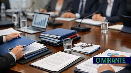 reuniao governo conferencia