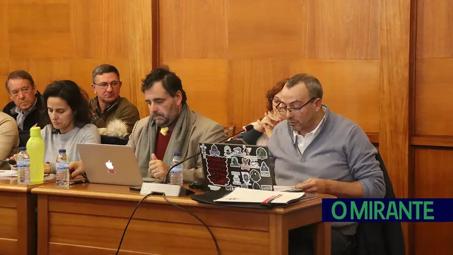 Apoios às freguesias geram confronto na Assembleia Municipal do Cartaxo