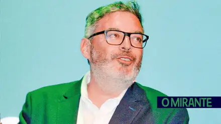 Município de VFX quer comprar pavilhão para evitar despejo de associação de Vialonga