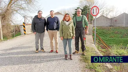 Utilizadores da ponte da Panela temem tragédia sobre a Linha do Norte