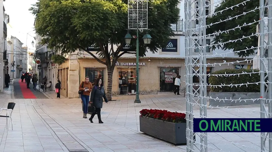 Santarém celebra passagem de ano entre o conforto de casa e saídas pontuais