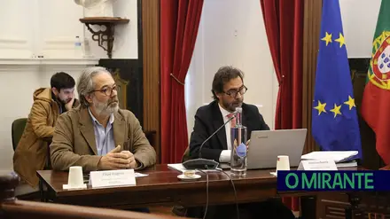 PSD critica exclusão das juntas do Carregado e Olhalvo na instalação de contentores