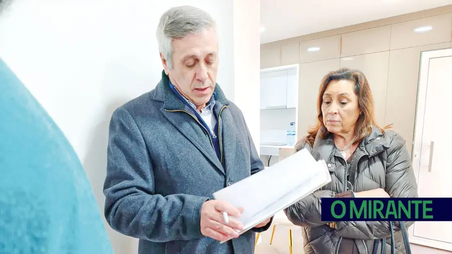 Casa nova para duas famílias de Vila Nova da Barquinha