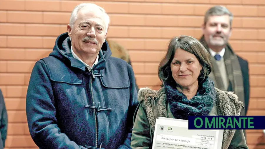 Azambuja dá prenda de Natal a 28 associações do concelho