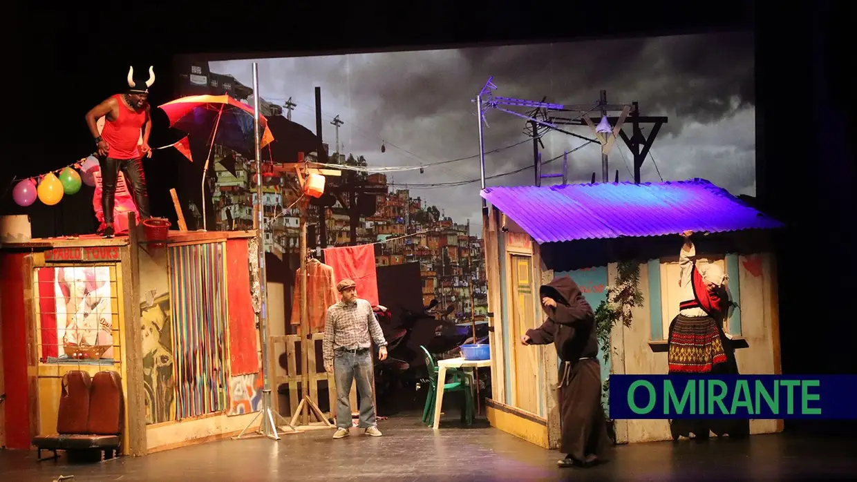 Rui Madeira regressou a Santarém com a Companhia de Teatro de Braga