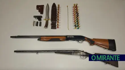PSP detém três pessoas por posse ilegal de armas em Samora Correia