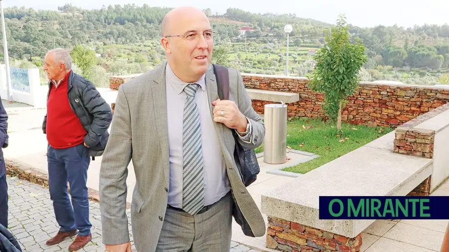 Calcário em condutas com mais de seis décadas em Tomar expõe fragilidades da Tejo Ambiente