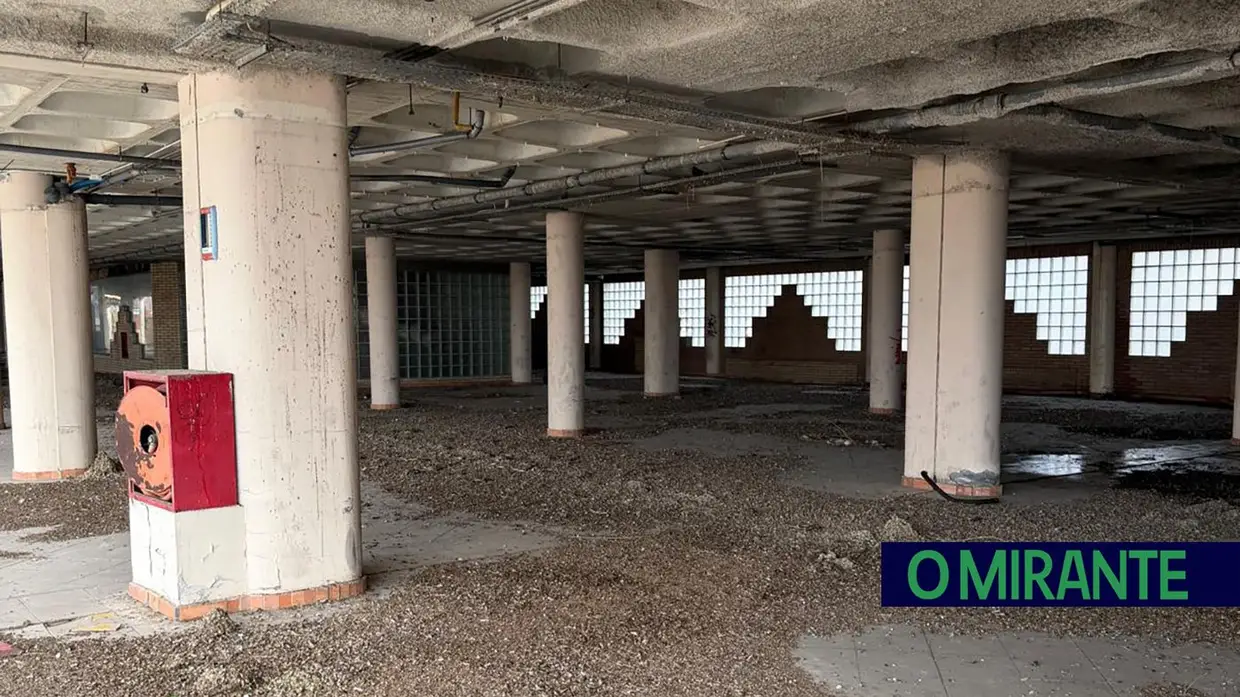 Valor patrimonial e fiscal do Vila Franca Centro está a complicar o seu futuro