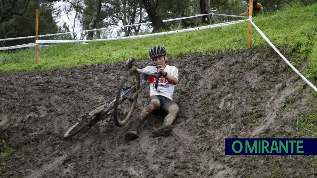 Águias de Alpiarça conquista quatro títulos nacionais no ciclismo