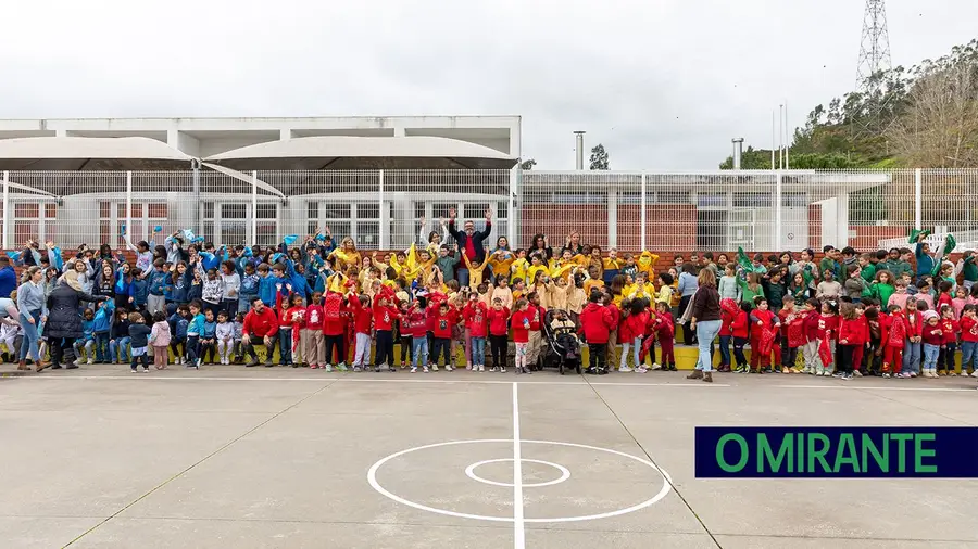 Projectos de reciclagem arrancaram na Secundária Alves Redol e na Escola Básica da Cevadeira