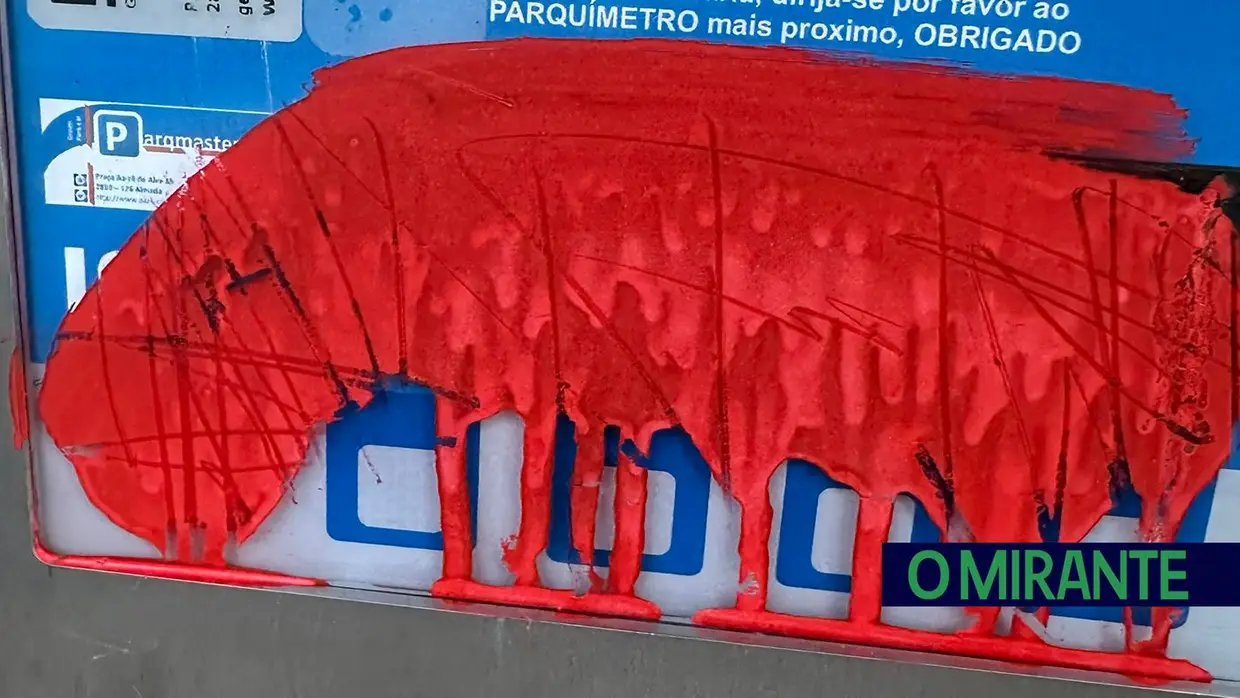 Vandalismo em parquímetros de Alenquer