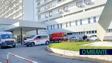 Morte de utente após 12 horas de espera faz aumentar críticas às urgências do Hospital de Santarém