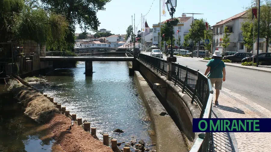 O rio Nabão continua poluído e Tomar continua à espera de soluções