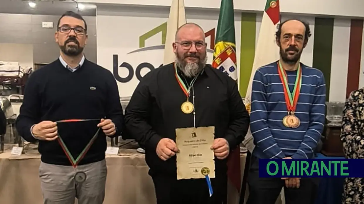 Azinhaga viveu a emoção da liga de futebol feminino A Azinhaga transformou-se no centro da competição e da paixão pelo desporto, acolhendo