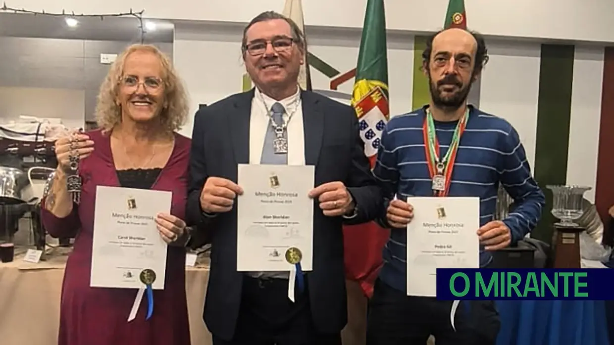 Azinhaga viveu a emoção da liga de futebol feminino A Azinhaga transformou-se no centro da competição e da paixão pelo desporto, acolhendo