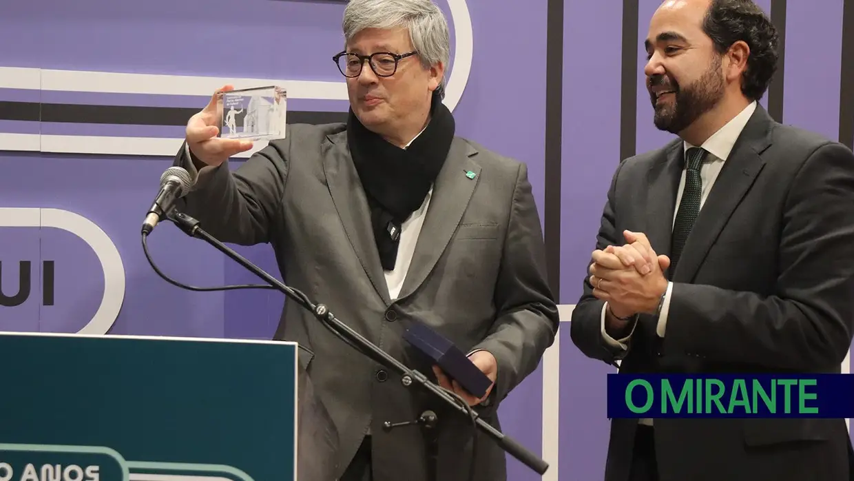 Mercado de Santarém recebe exposição da Infraestruturas de Portugal