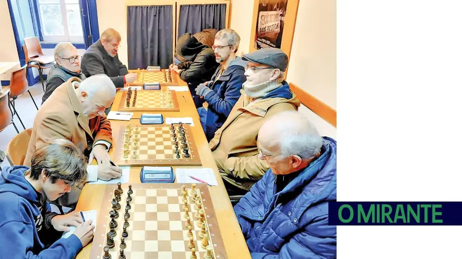 Xadrez do Vitória de Santarém lidera série na 3ª divisão nacional