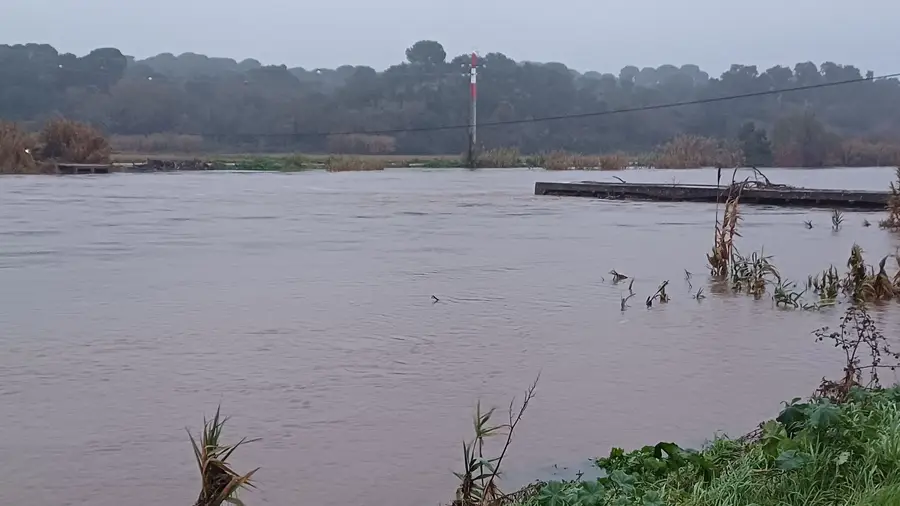 Mau tempo e subida do caudal do Sorraia provocam queda da Ponte da Escusa