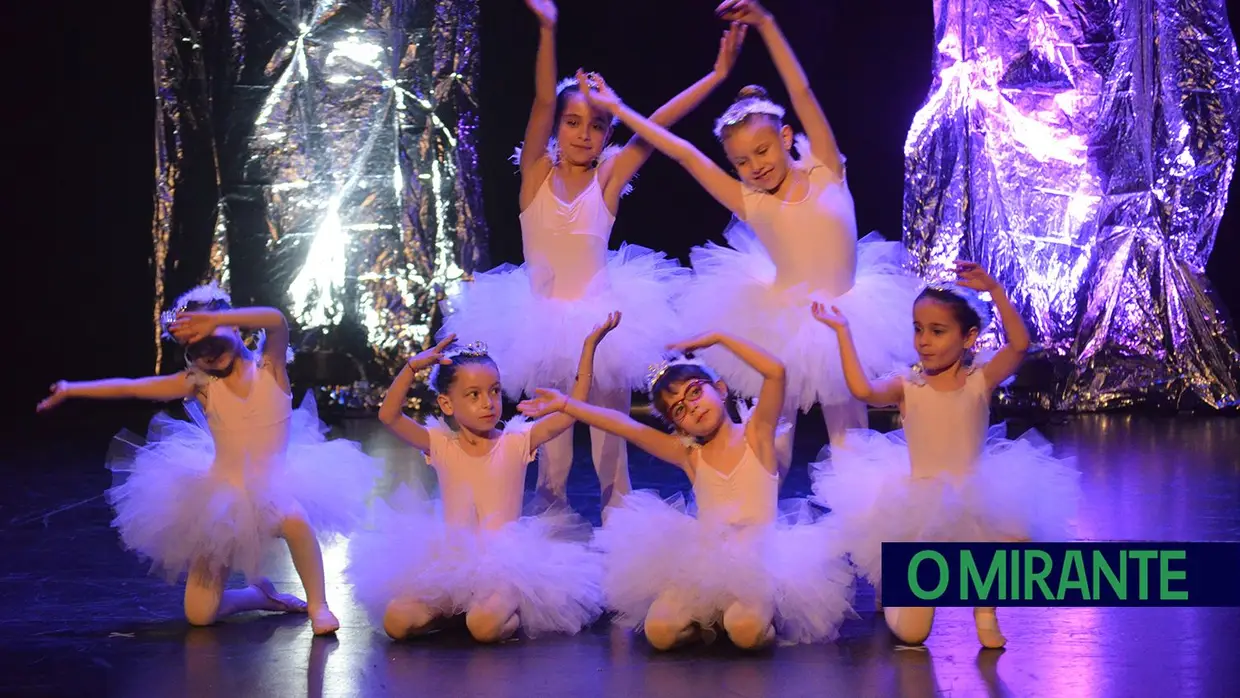 Centro Cultural de Samora Correia recebeu Gala da Associação Follow Dance