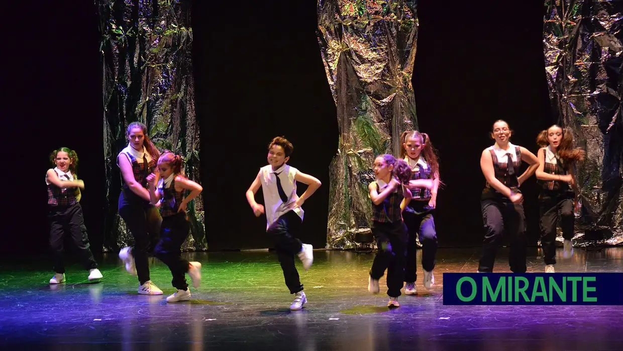 Centro Cultural de Samora Correia recebeu Gala da Associação Follow Dance