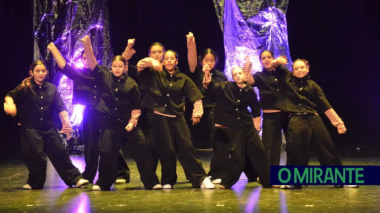 Centro Cultural de Samora Correia recebeu Gala da Associação Follow Dance