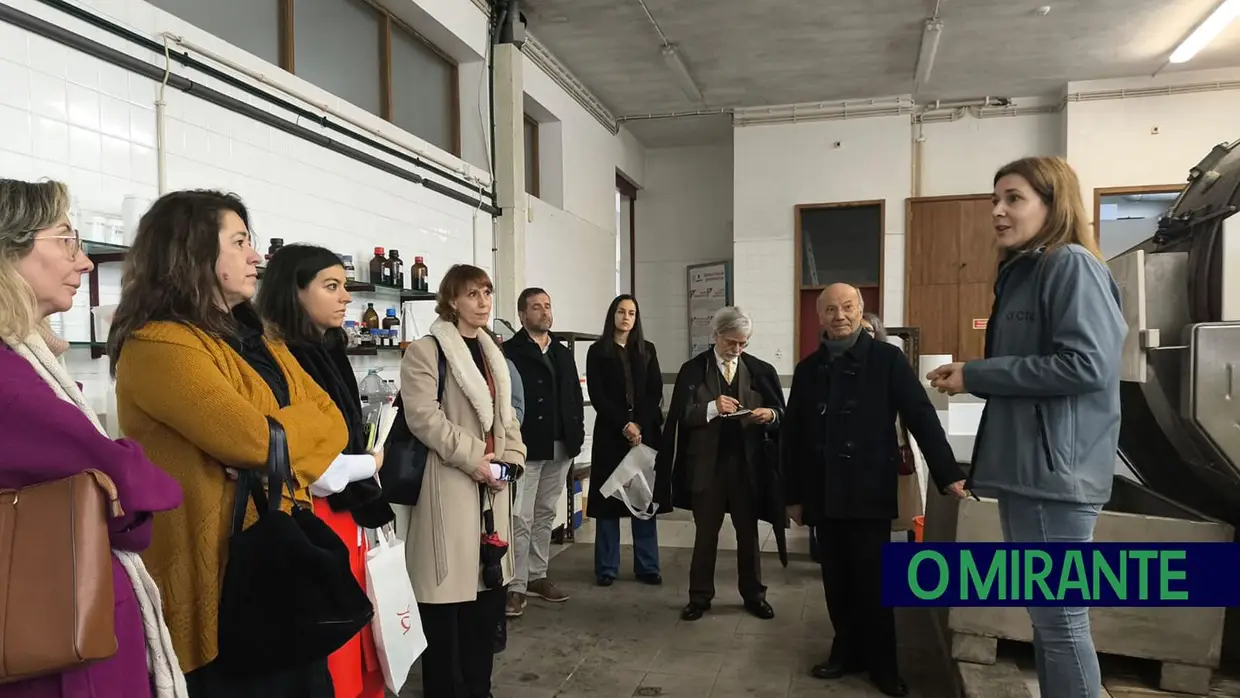 Curtumes em foco em Alcanena com visitas técnicas e debate sobre o futuro do sector
