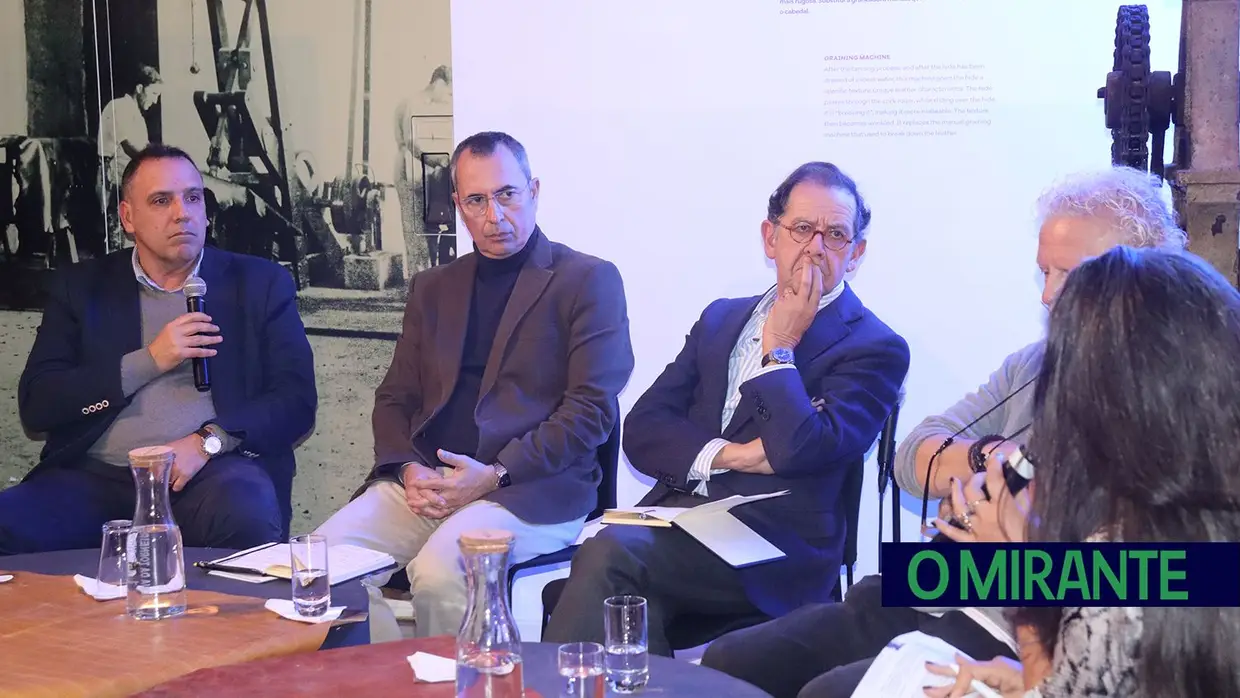 Curtumes em foco em Alcanena com visitas técnicas e debate sobre o futuro do sector