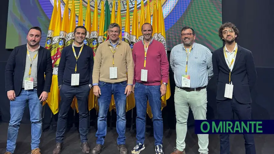 Autarcas das freguesias de Alenquer participaram no congresso da ANAFRE