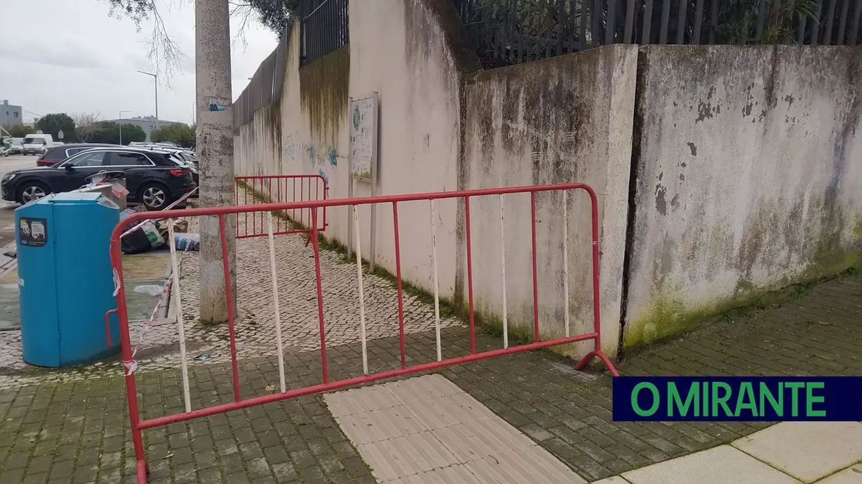 Mau tempo deixa estradas degradadas na Póvoa de Santa Iria