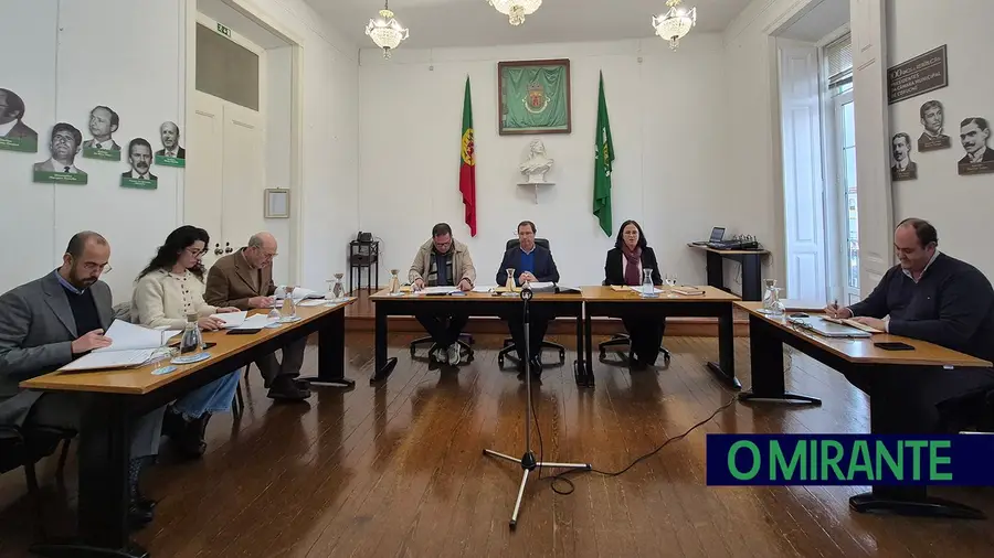 Comboio de tempestades centra atenções na reunião do executivo de Coruche