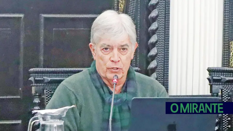 Entroncamento admite dificuldades com participação remota nas reuniões de câmara