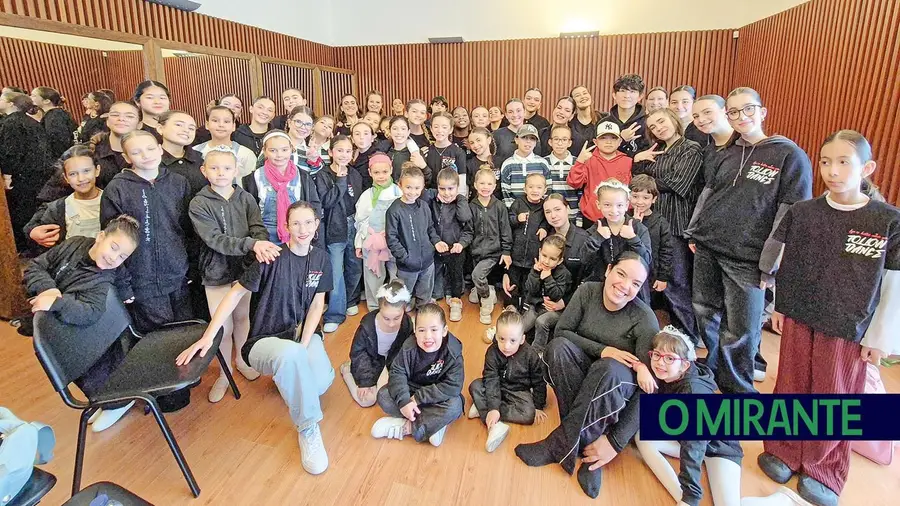 Gala Follow Dance celebrou diversidade da dança com casa cheia em Samora Correia