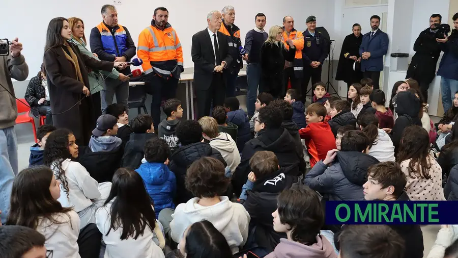 Crianças de Ourém partilham drama que ainda vivem com o Presidente da República