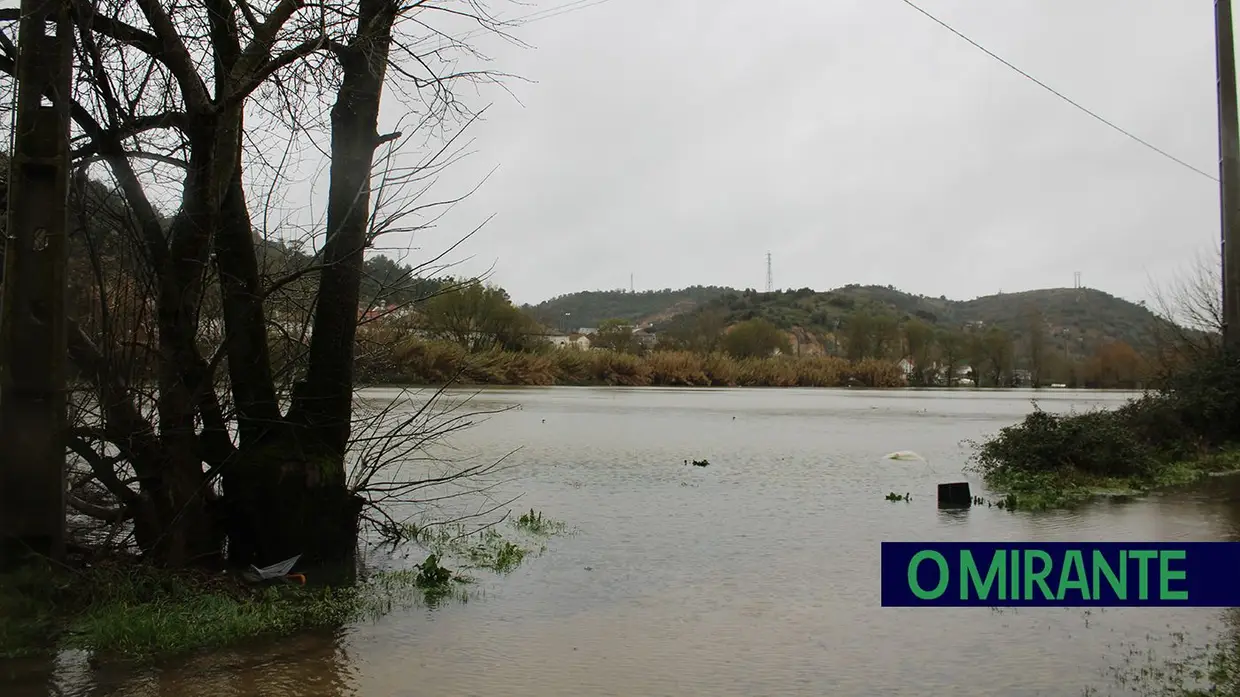 Santarém em alerta máximo com evacuação obrigatória das zonas ribeirinhas