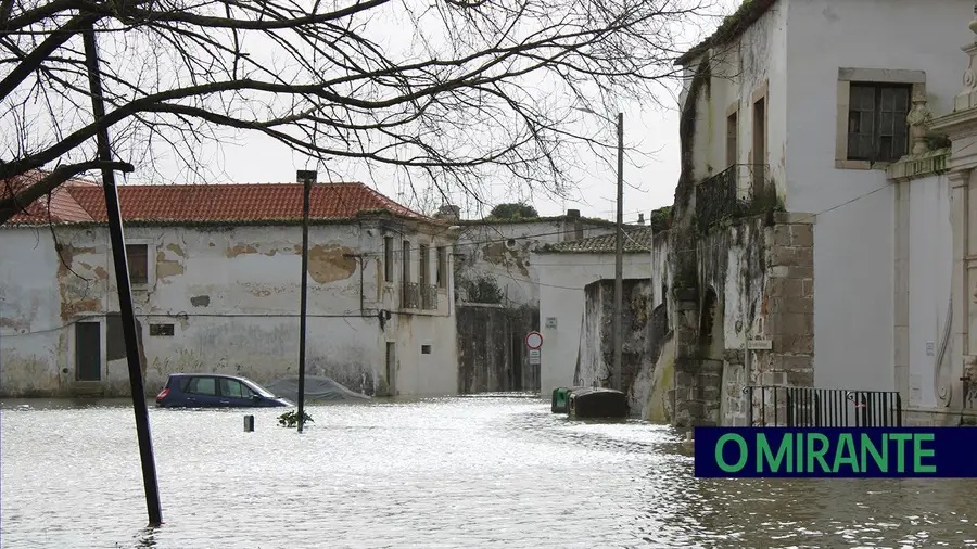 250 pessoas retiradas das suas casas em Santarém