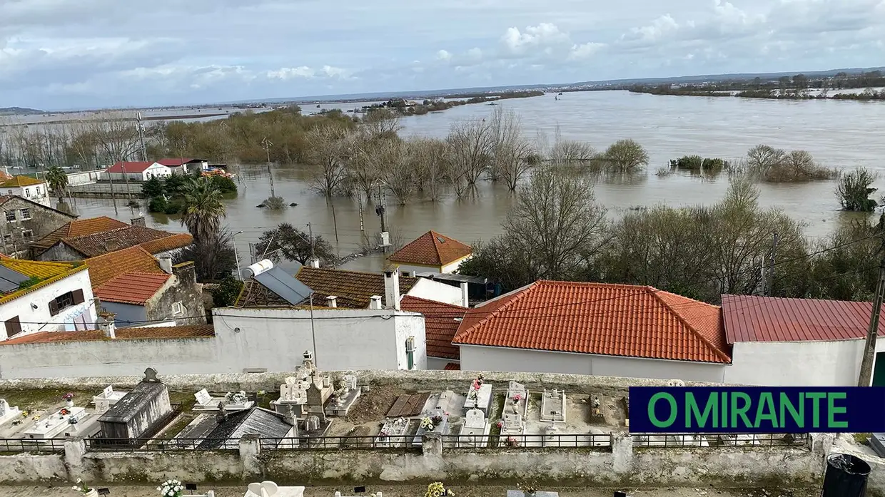 Cheia na Ribeira de Santarém encarada sem alarmismos