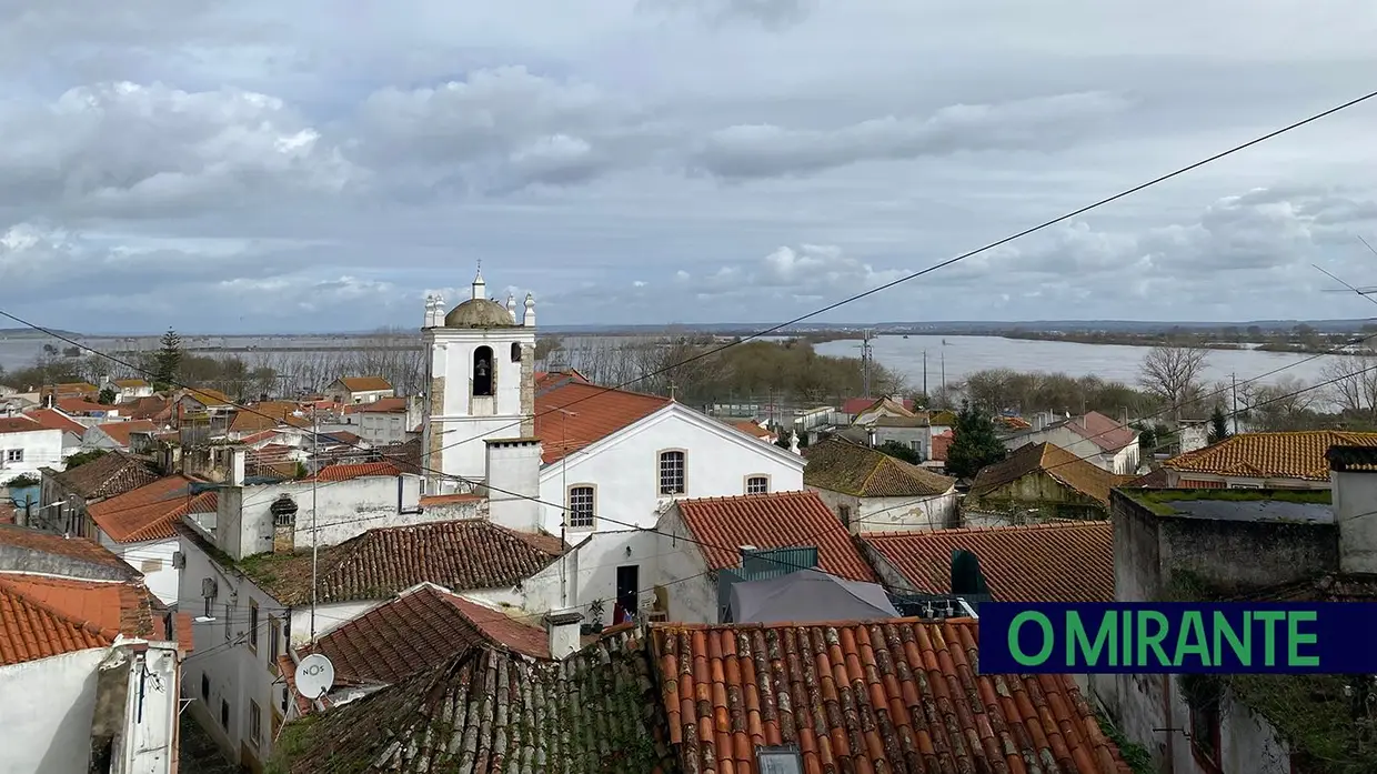 Cheia na Ribeira de Santarém encarada sem alarmismos