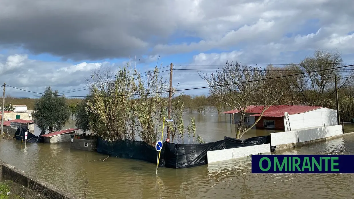 Cheia na Ribeira de Santarém encarada sem alarmismos