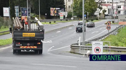 Pesados não podem passar na EN9 entre Alenquer e Torres Vedras