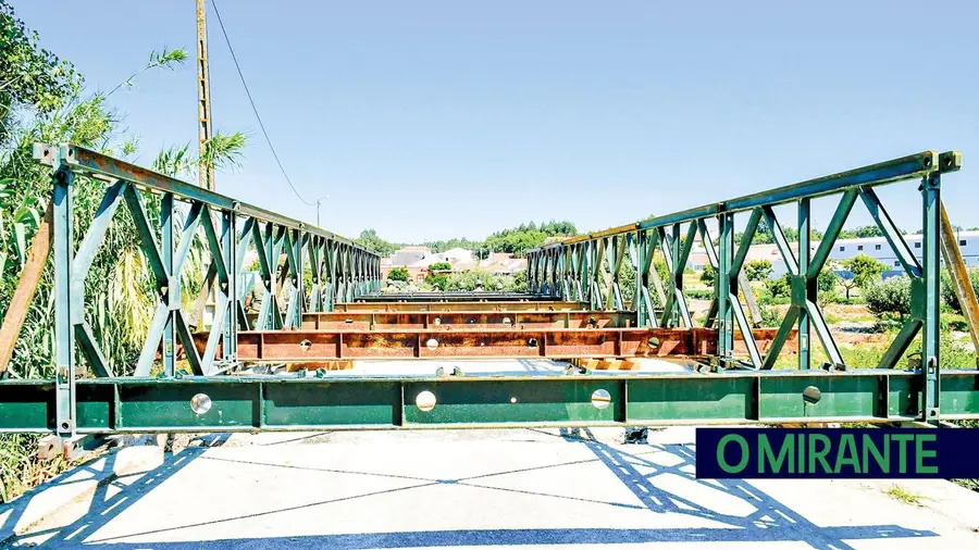 Anos de promessas e a Parreira sem ponte