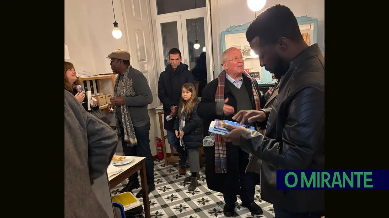 J. L Pires Laranjeira ao Virar da Esquina, em Coimbra, até 23 de fevereiro