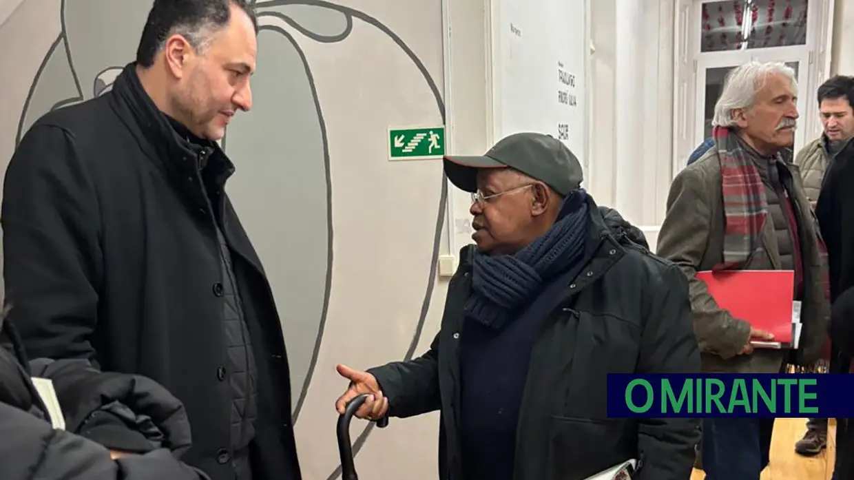 J. L Pires Laranjeira ao Virar da Esquina, em Coimbra, até 23 de fevereiro